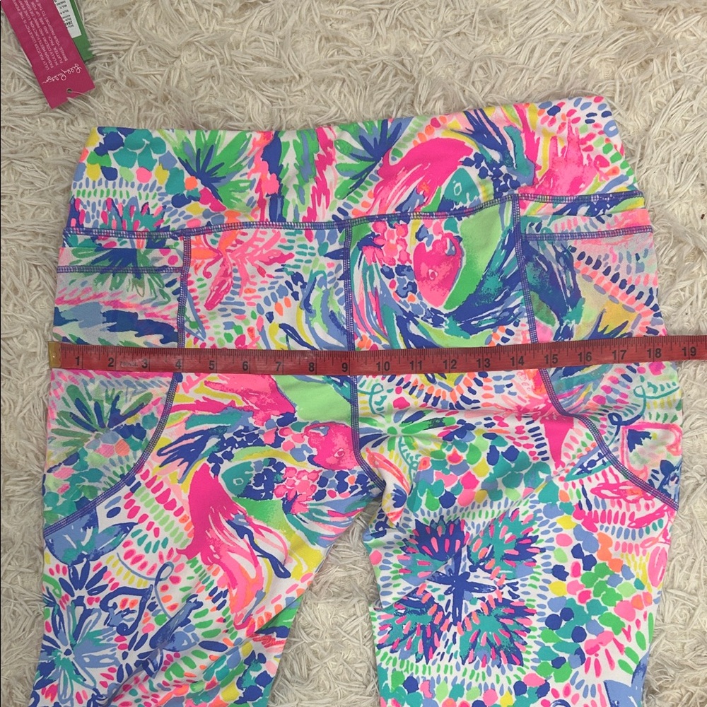 Lilly Pulitzer Pink Multi Floral Rochelle weekender Leggings Set - Picture 15 of 16